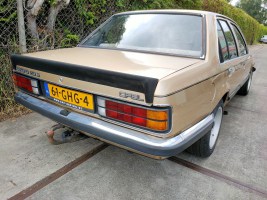 Opel Rekord 2.0 1982 (11)